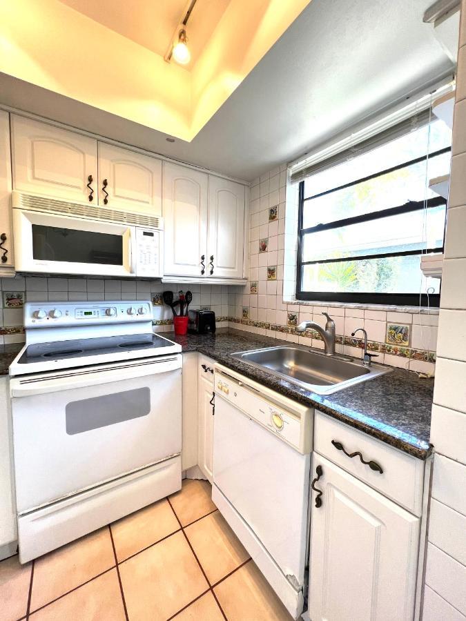 Great Location Condo 2 Min Walk From The Beach ฟอร์ต ลอเดอร์เดล ภายนอก รูปภาพ